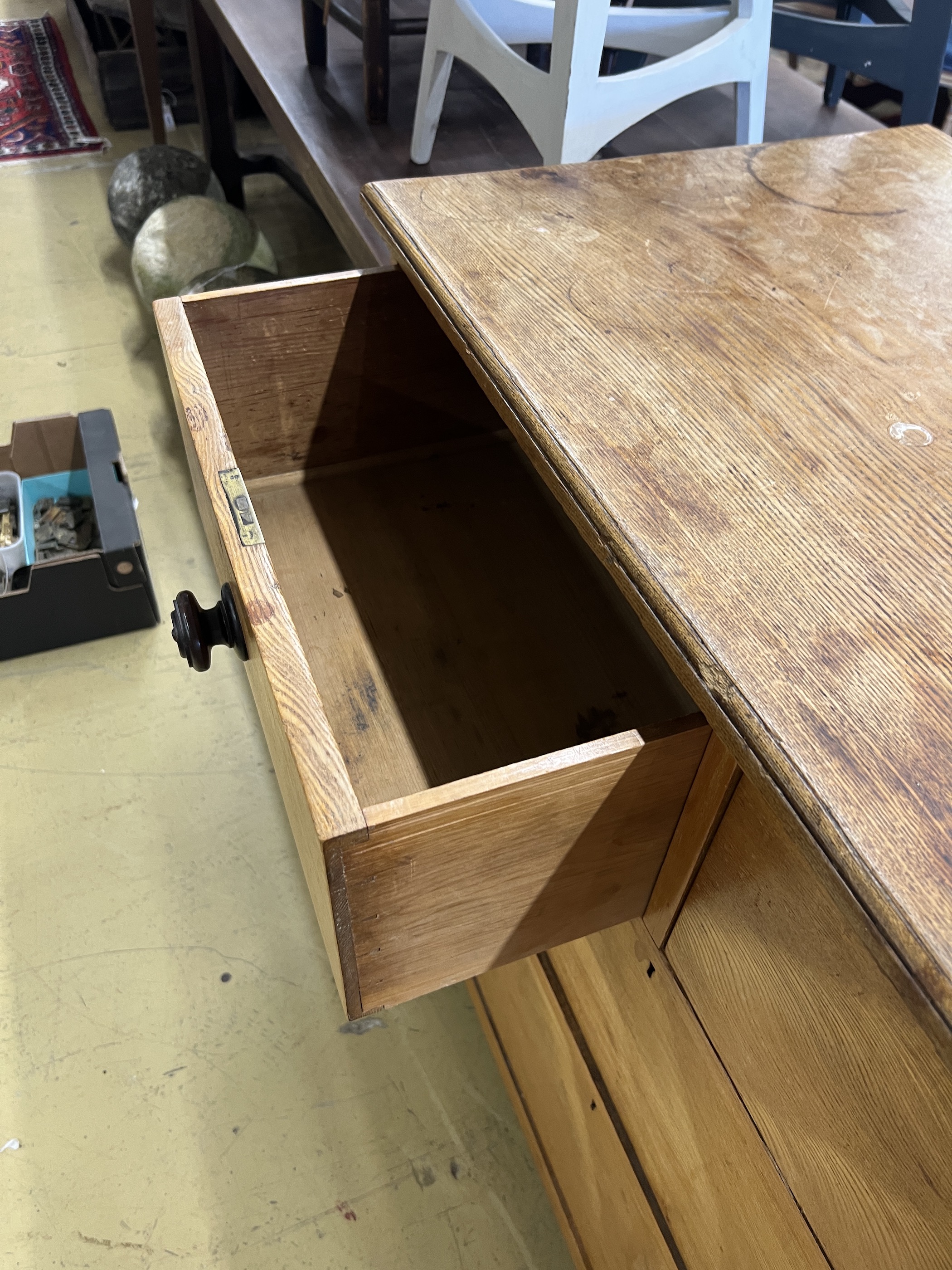 A late Victorian ash chest of two short and two long drawers, width 102cm, depth 52cm, height 92cm